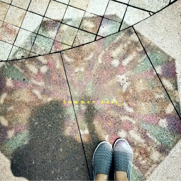 Hand-painted Stained Glass Inspired Automatic Clear Umbrella - Picture 5 of 8